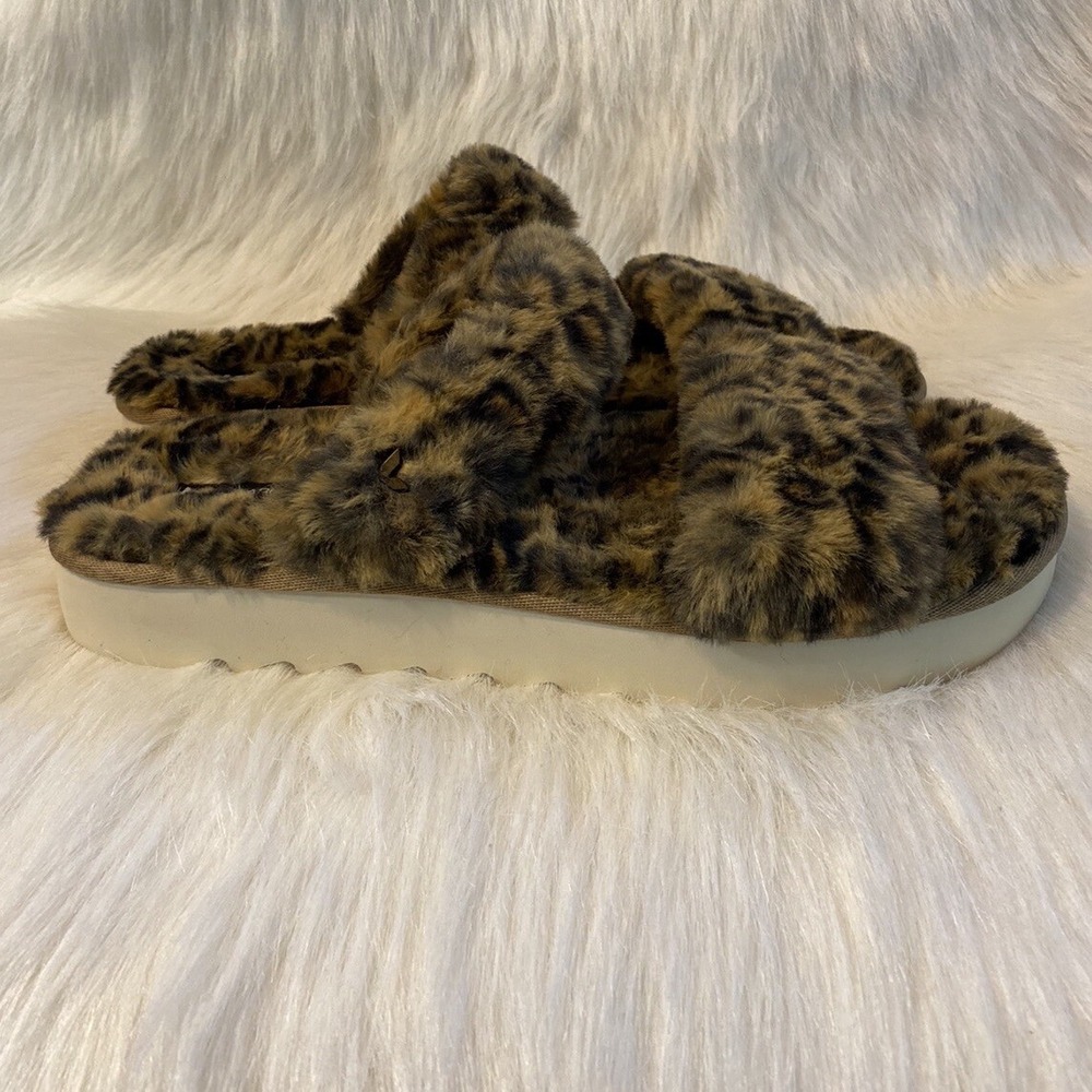 Koolaburra By UGG Fuzzy Leopard Slippers Womens Size 11 Brown Slip On Shoes